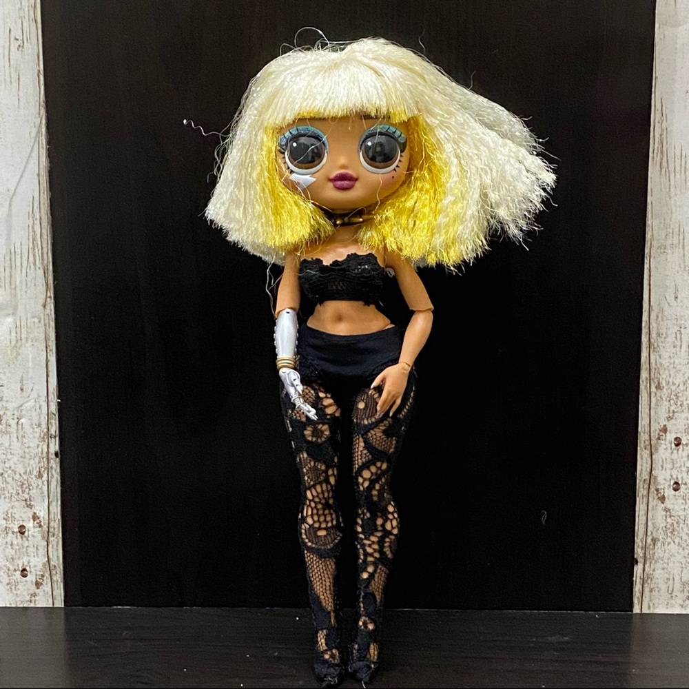 L.O.L Surprise OMG Fame Queen 9" Fashion Doll